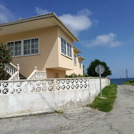 Vacacional En Segunda Linea De Playa Holiday home Foz